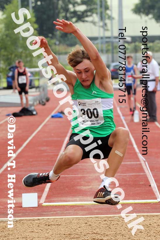 Mens and Boys long jump, 2021 North Eastern Track and Field Champs., Middesbrough. Photo: David T. Hewitson/Sports for All Pics